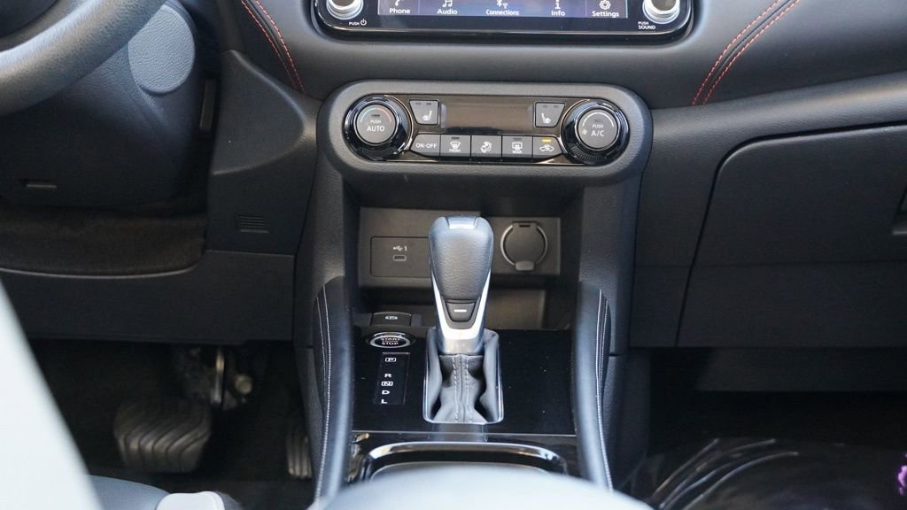 Used 2024 Nissan Kicks SR w/ SR Premium Package image 33