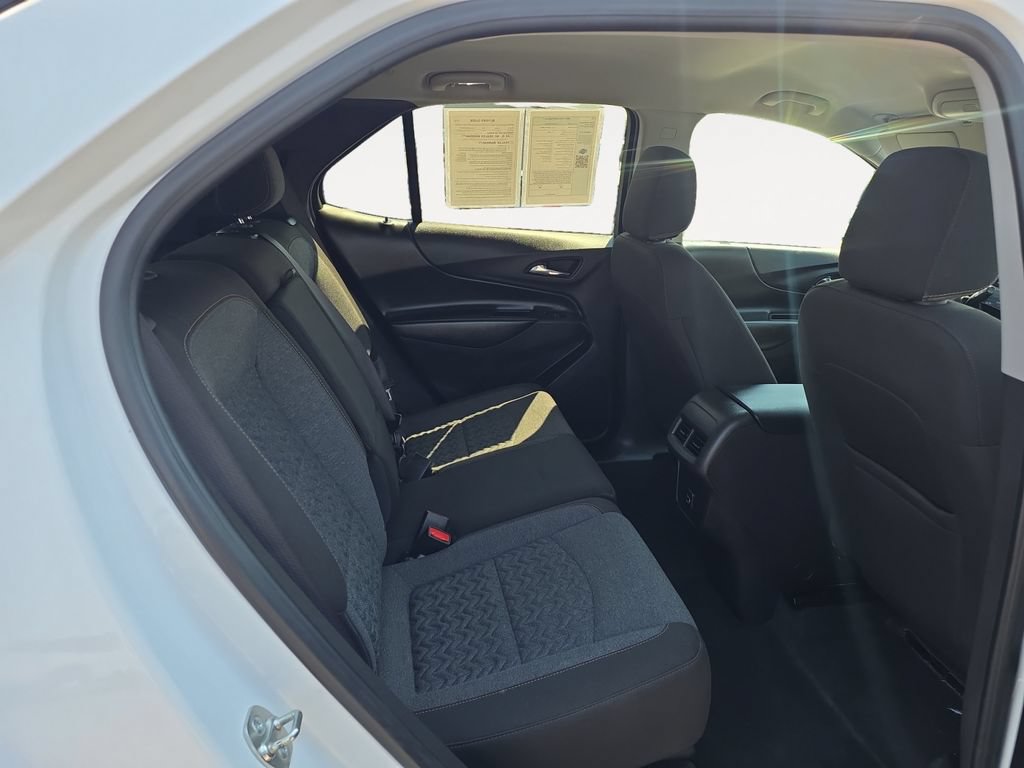 Used 2024 Chevrolet Equinox LT AWD/4WD image 13