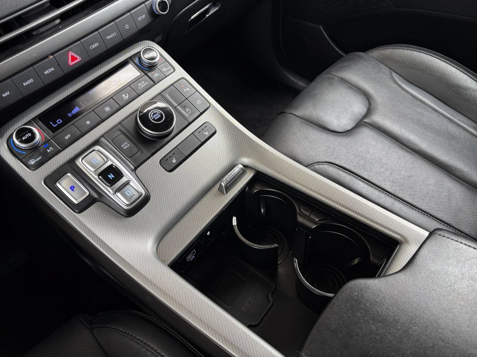 Used 2024 Hyundai Palisade SEL FWD image 44