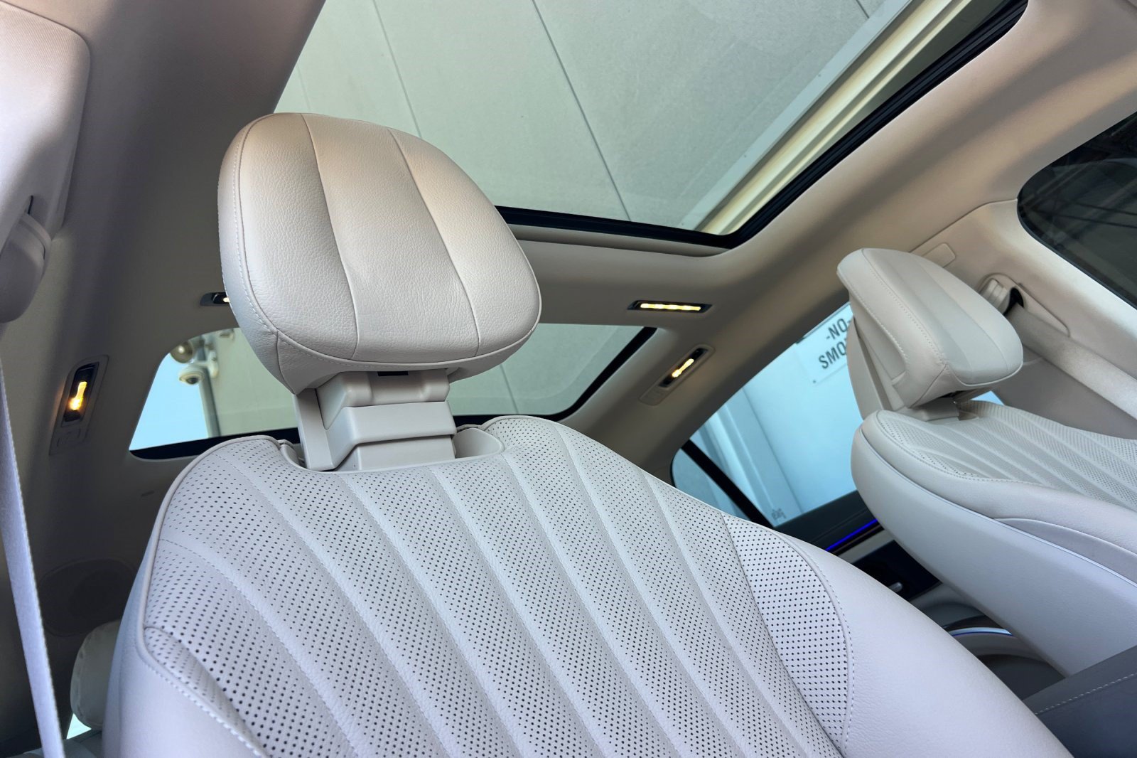 Certified 2023 Mercedes-Benz EQS 580 4MATIC Sedan image 25