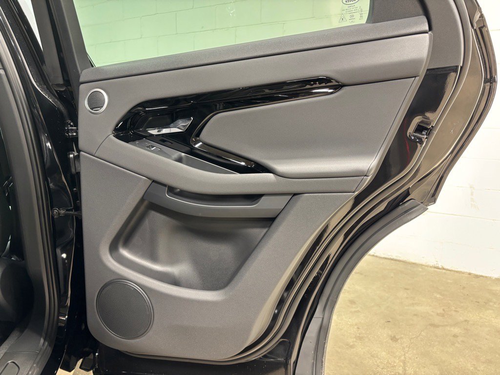New 2026 Land Rover Range Rover Evoque S image 39