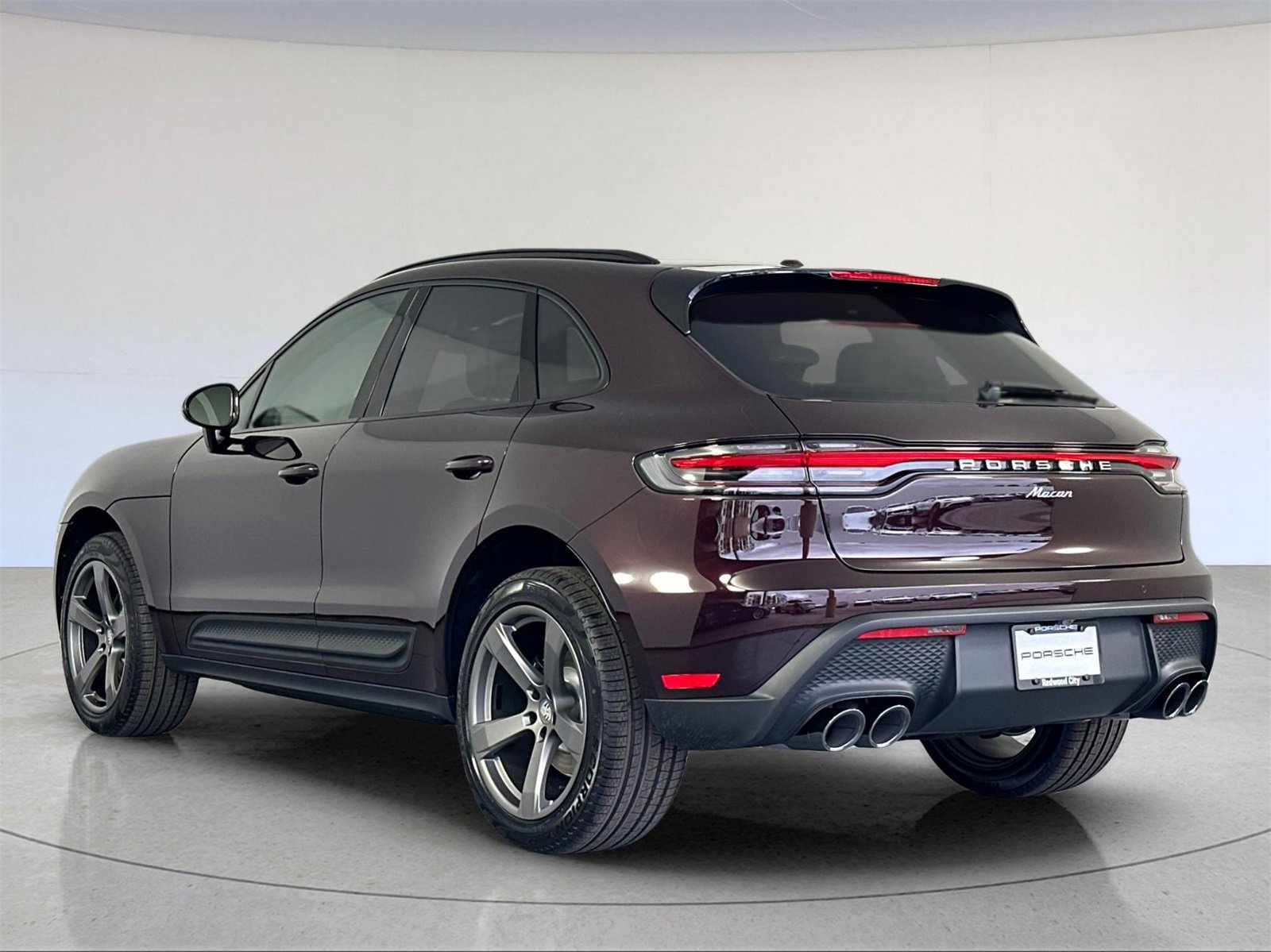 New 2026 Porsche Macan image 3