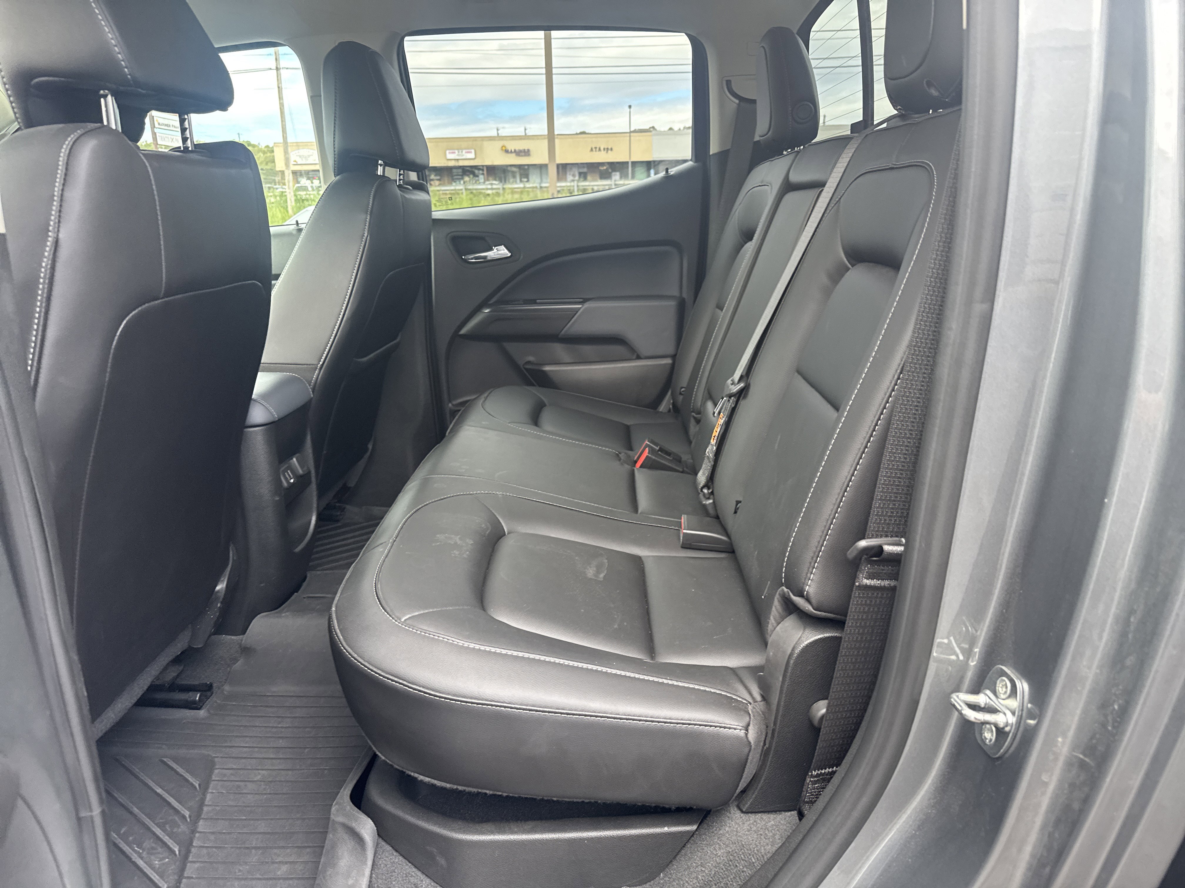 Used 2022 Chevrolet Colorado Z71 image 13