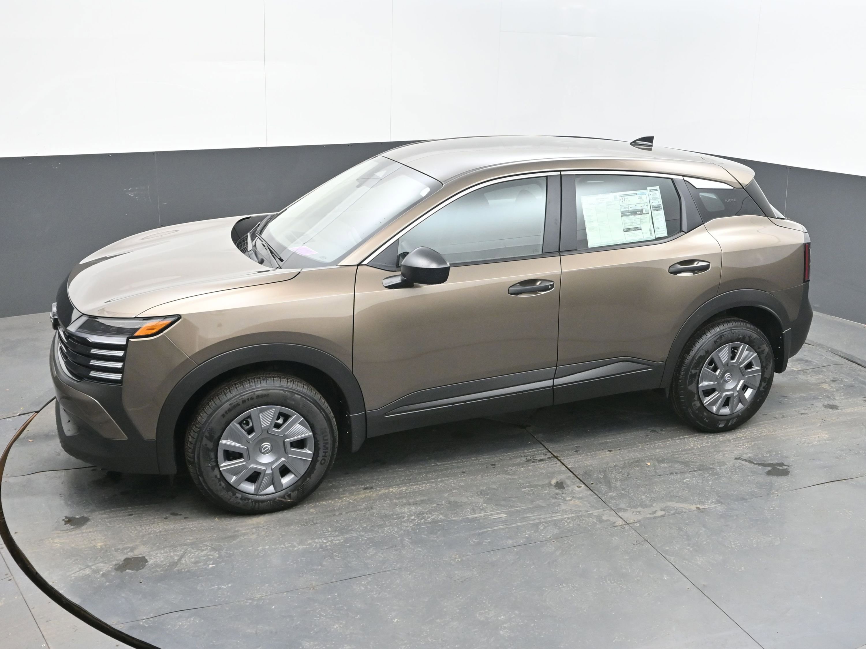 New 2026 Nissan Kicks S image 32