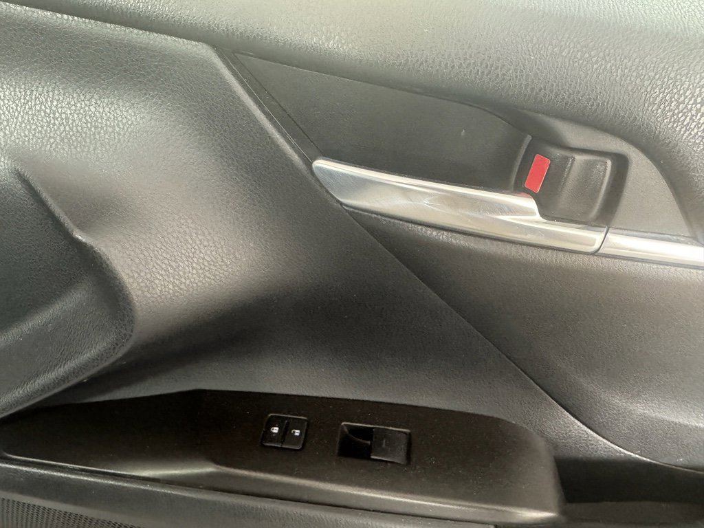 Used 2021 Toyota Camry LE image 41