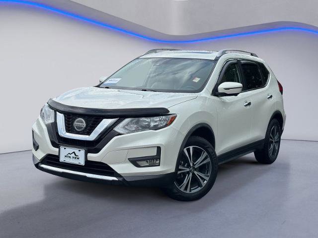 Used 2019 Nissan Rogue SV w/ Sun & Sound Touring Package FWD image 2