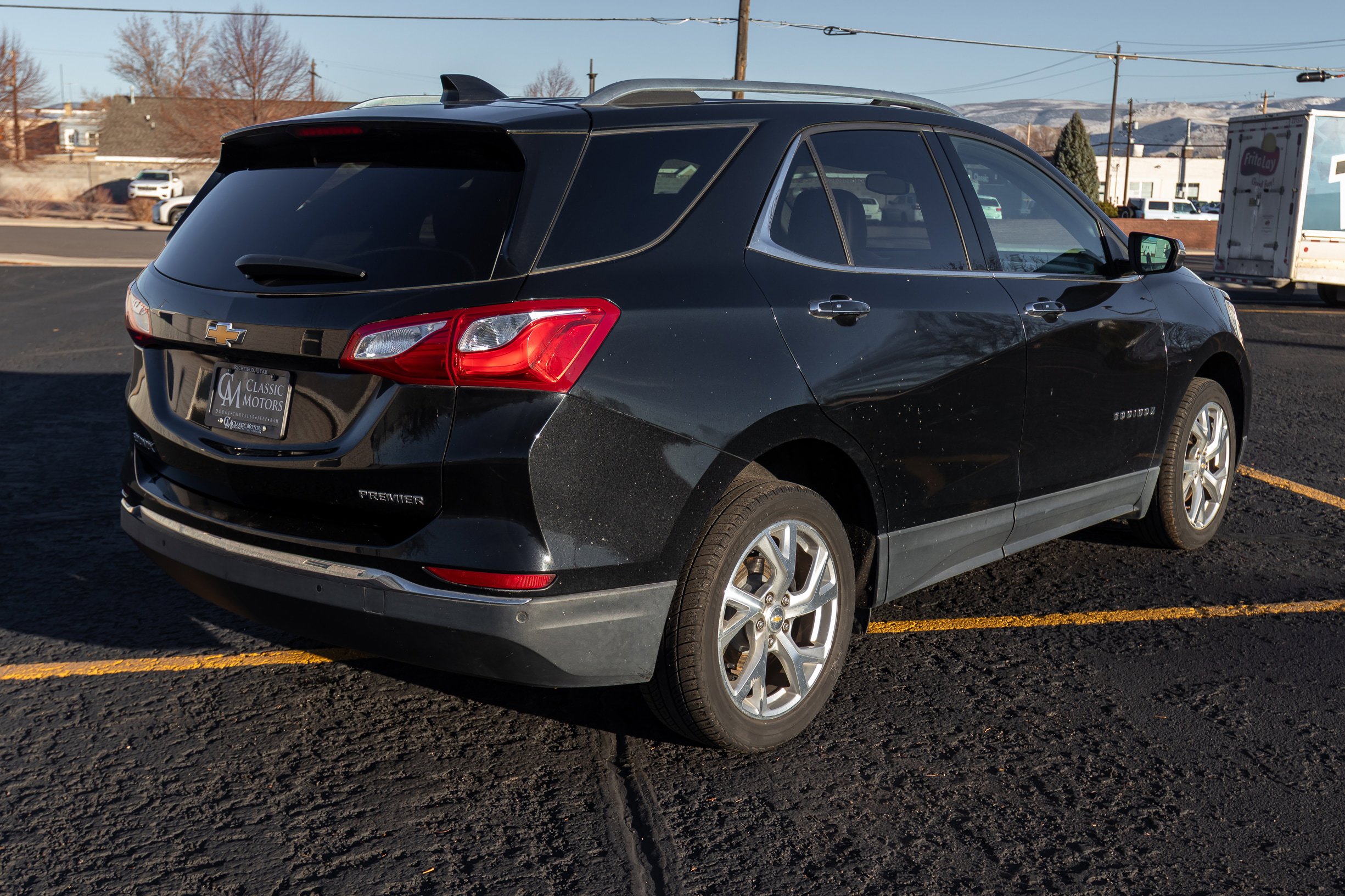 Used 2019 Chevrolet Equinox Premier image 3