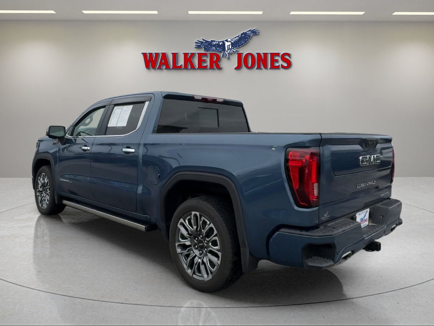 Used 2026 GMC Sierra 1500 Denali Ultimate image 2