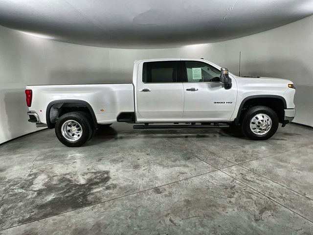 Certified 2024 Chevrolet Silverado 3500 LTZ w/ LTZ Plus Package image 9