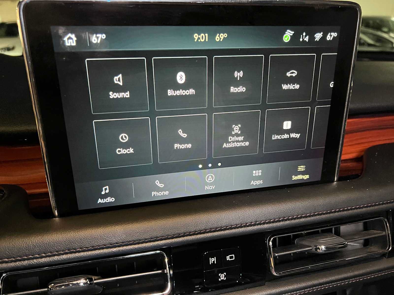 Used 2023 Lincoln Aviator Grand Touring w/ Equipment Group 301A AWD/4WD image 43