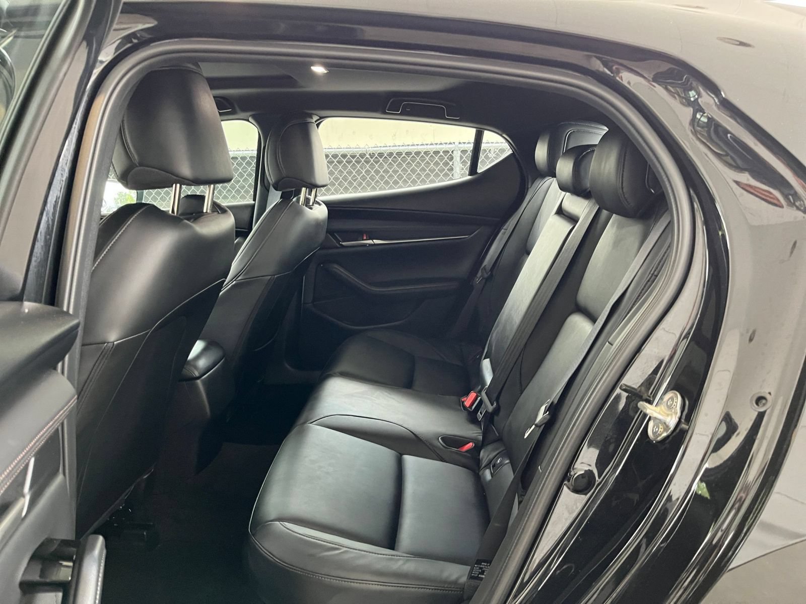 Used 2026 MAZDA MAZDA3 s FWD image 24