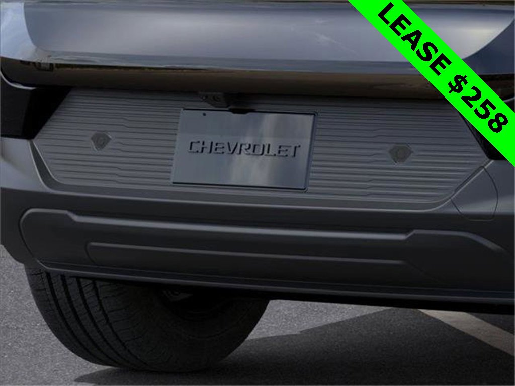 New 2026 Chevrolet Equinox EV LT image 14