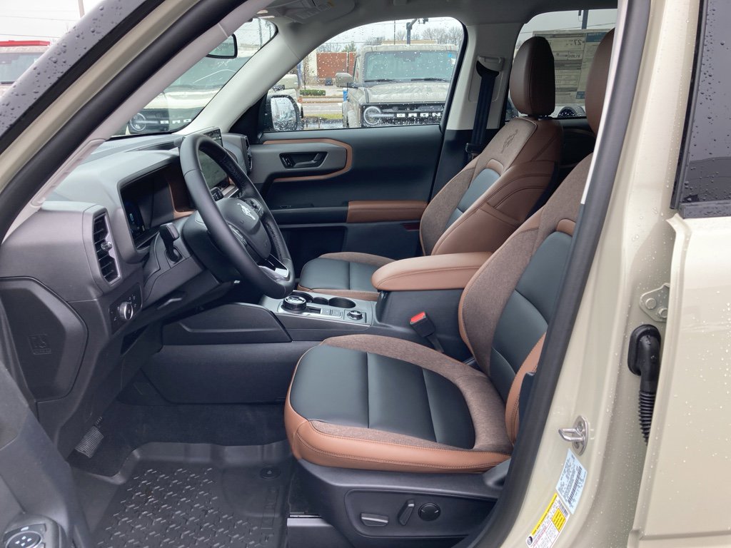 Used 2025 Ford Bronco Sport Outer Banks w/ Outer Banks Tech Package+ image 15