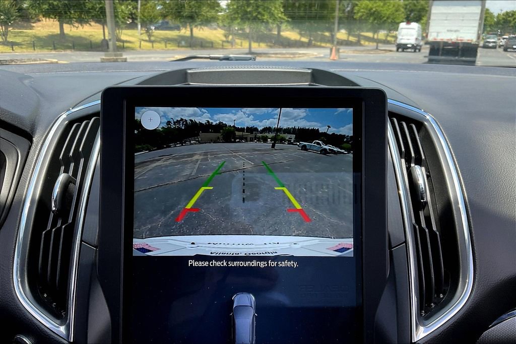 Used 2022 Ford Edge ST image 21