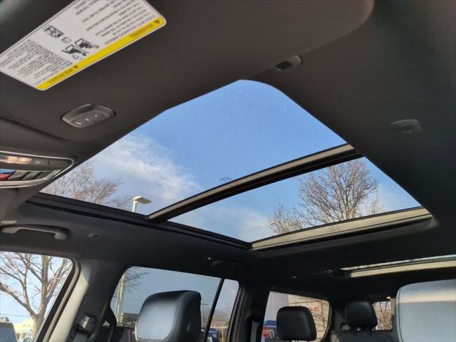 Certified 2024 Jeep Wagoneer Series II image 28