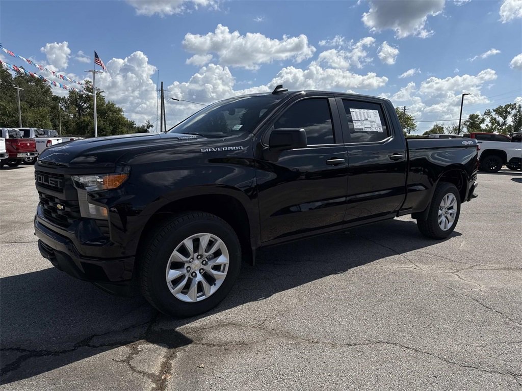 New 2026 Chevrolet Silverado 1500 Custom video 2