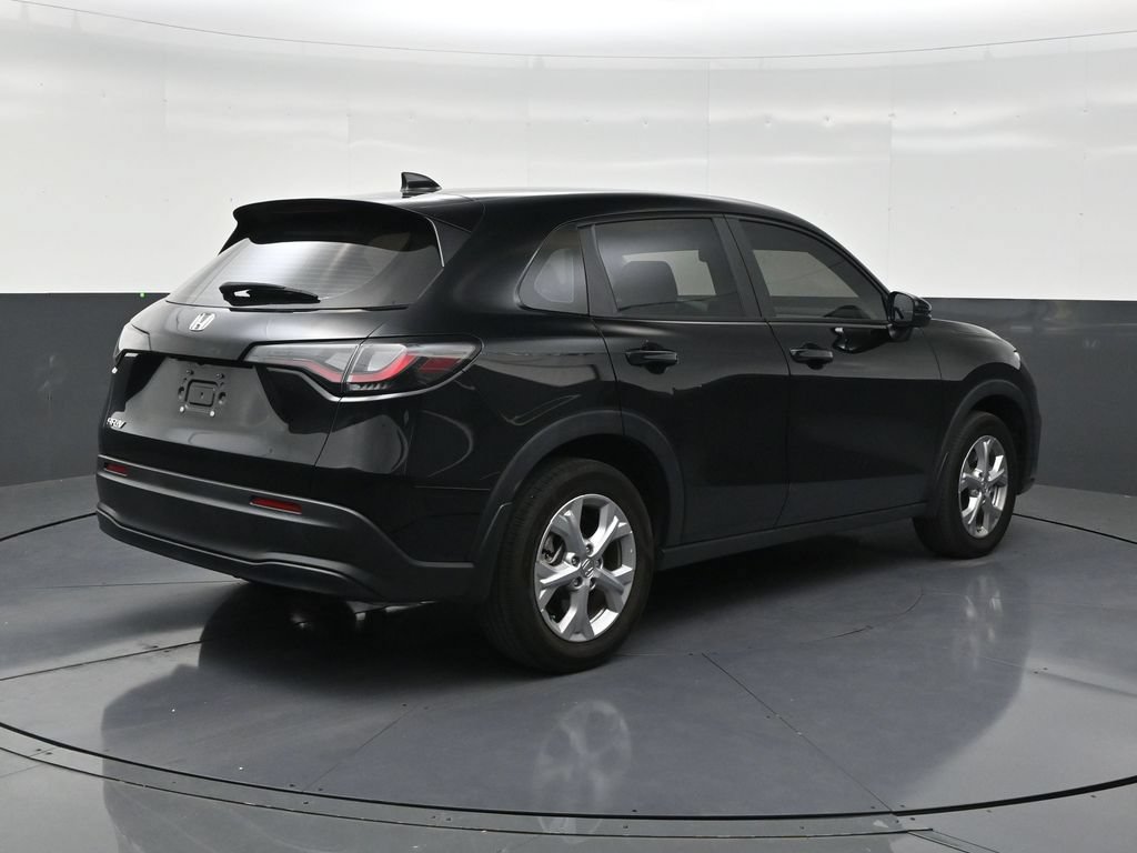 Used 2025 Honda HR-V LX image 5