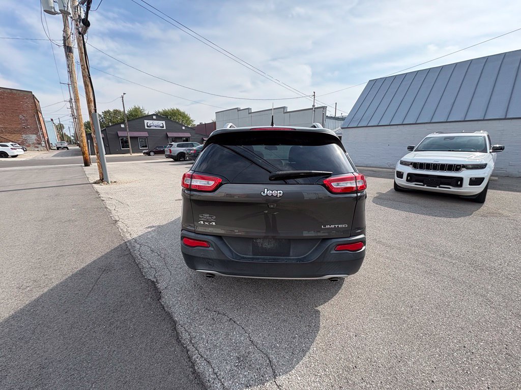 Used 2014 Jeep Cherokee Limited AWD/4WD image 4