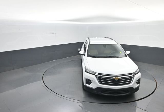 Used 2023 Chevrolet Traverse LT image 10