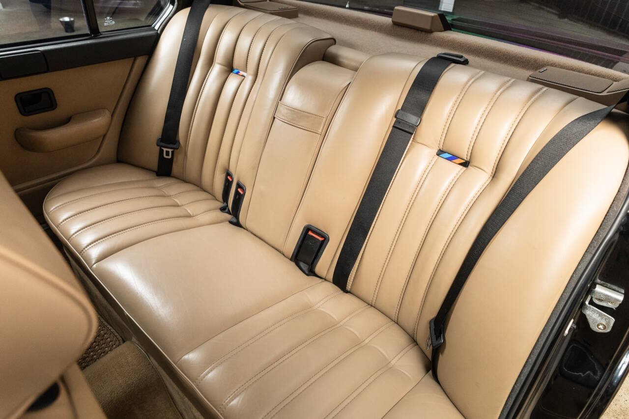 Used 1988 BMW M5 RWD image 65