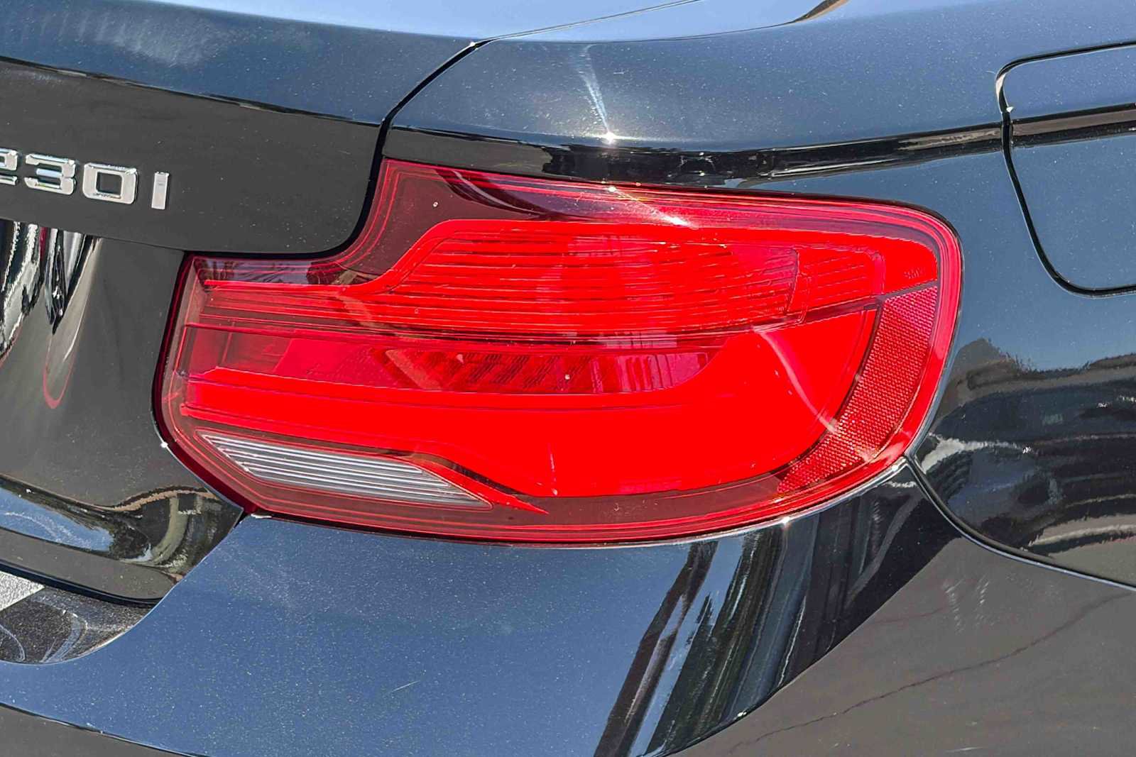 Used 2018 BMW 230i Convertible RWD image 8