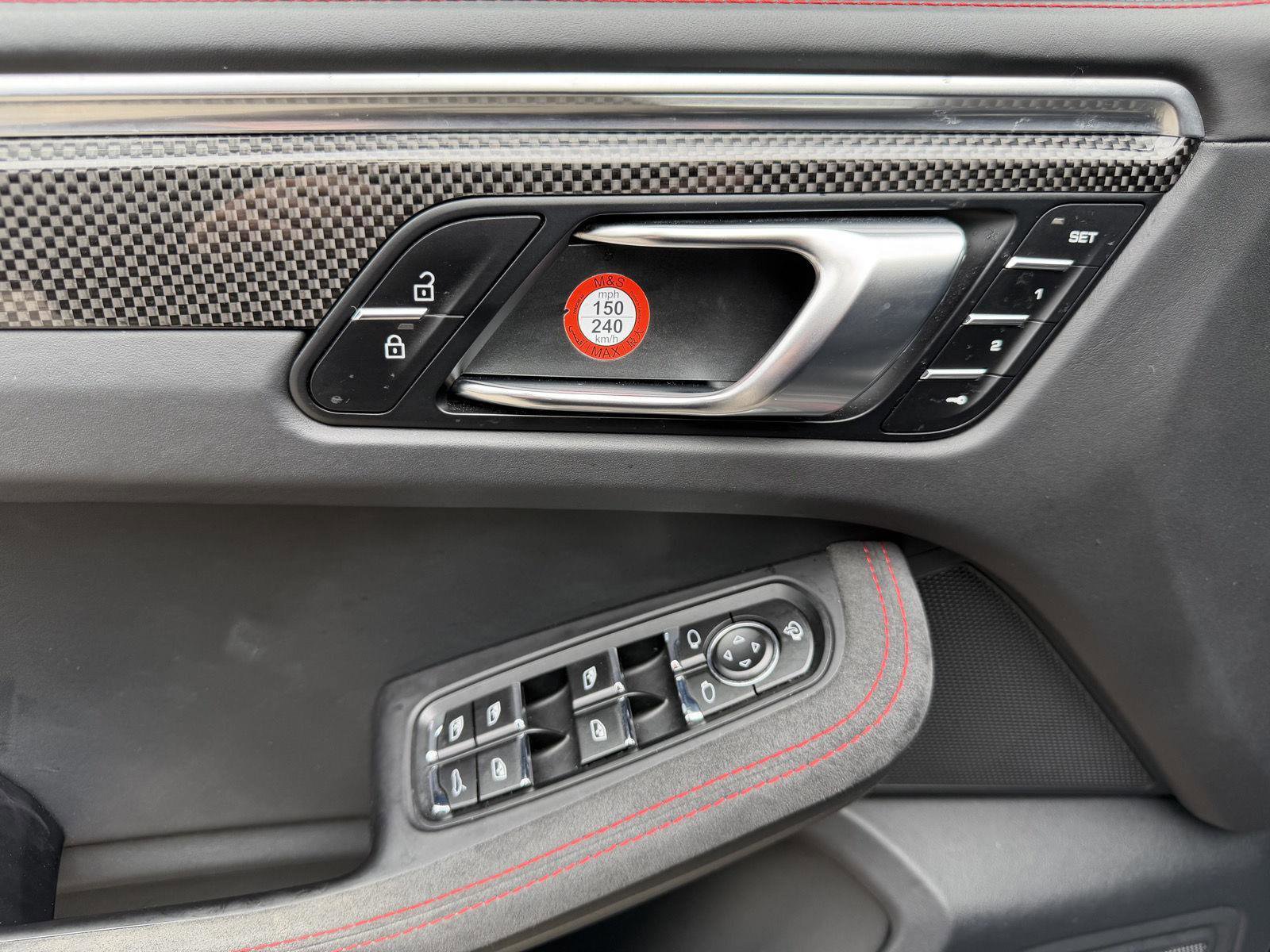 Used 2021 Porsche Macan GTS AWD/4WD image 10
