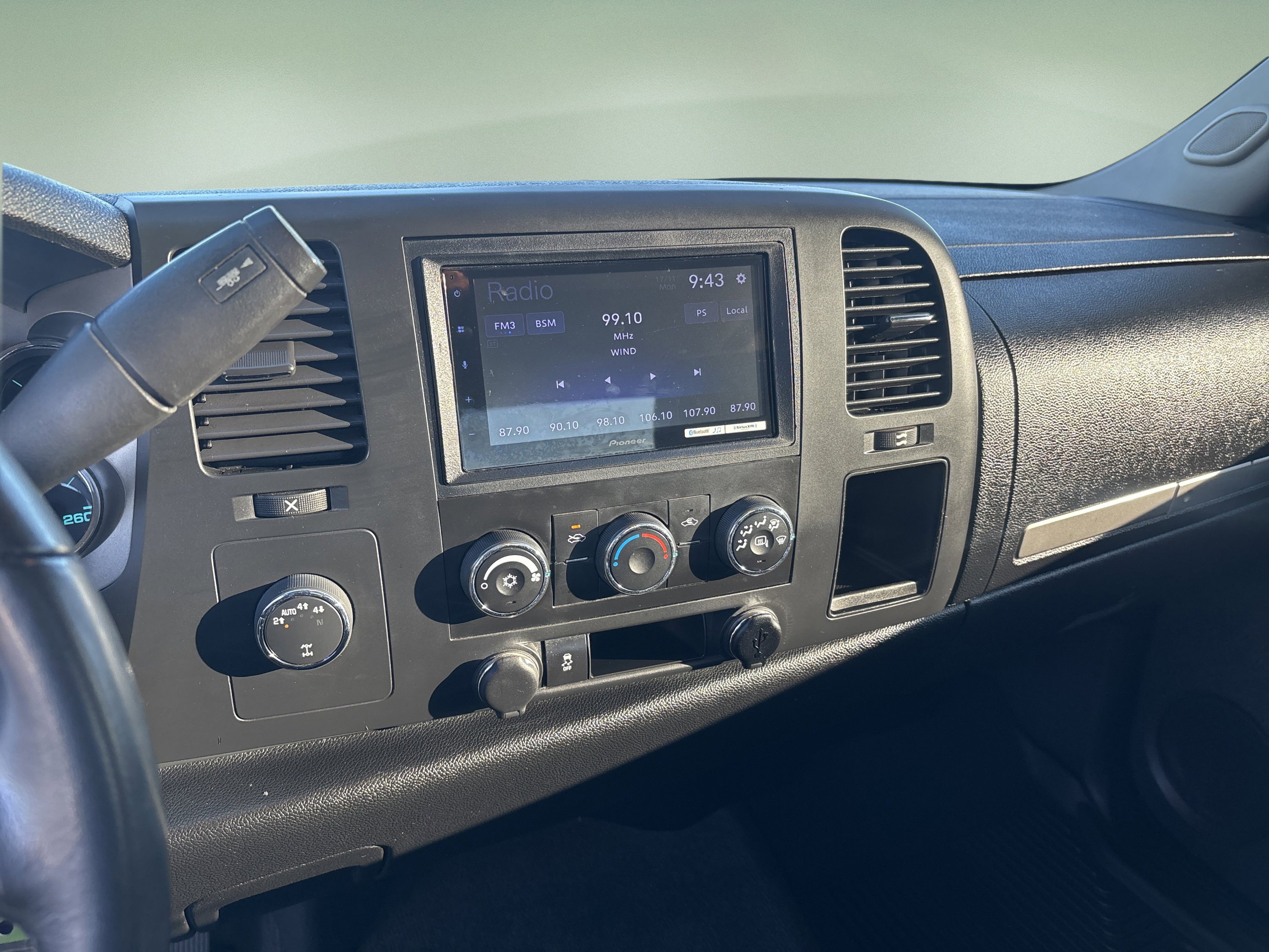 Used 2012 GMC Sierra 1500 SLE image 14