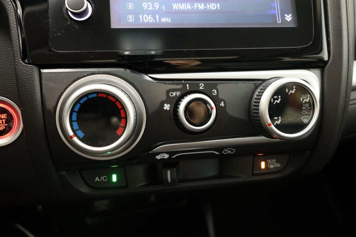 Used 2018 Honda Fit EX-L image 27