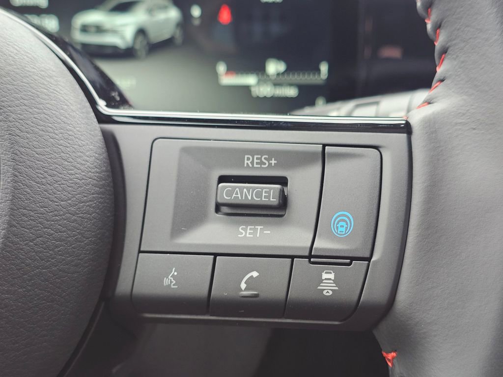 New 2026 Nissan Kicks SR w/ Cold Weather Package image 10