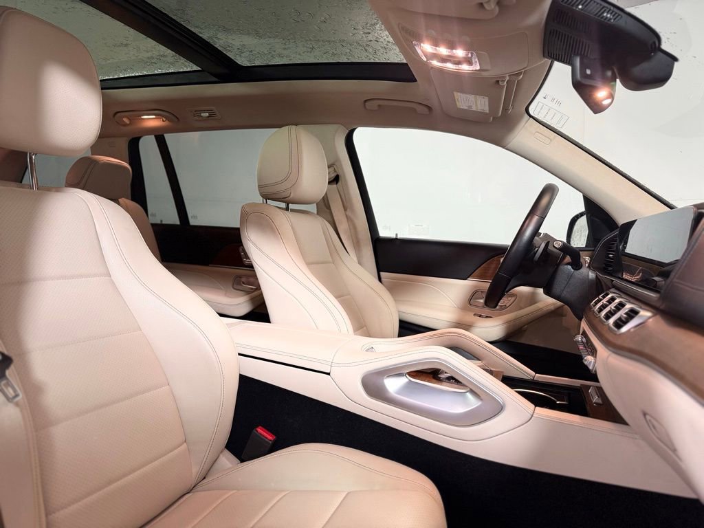Used 2022 Mercedes-Benz GLS 450 4MATIC image 23