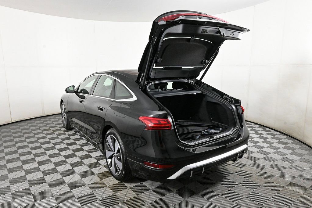 New 2025 Audi S6 e-tron Prestige AWD/4WD image 34