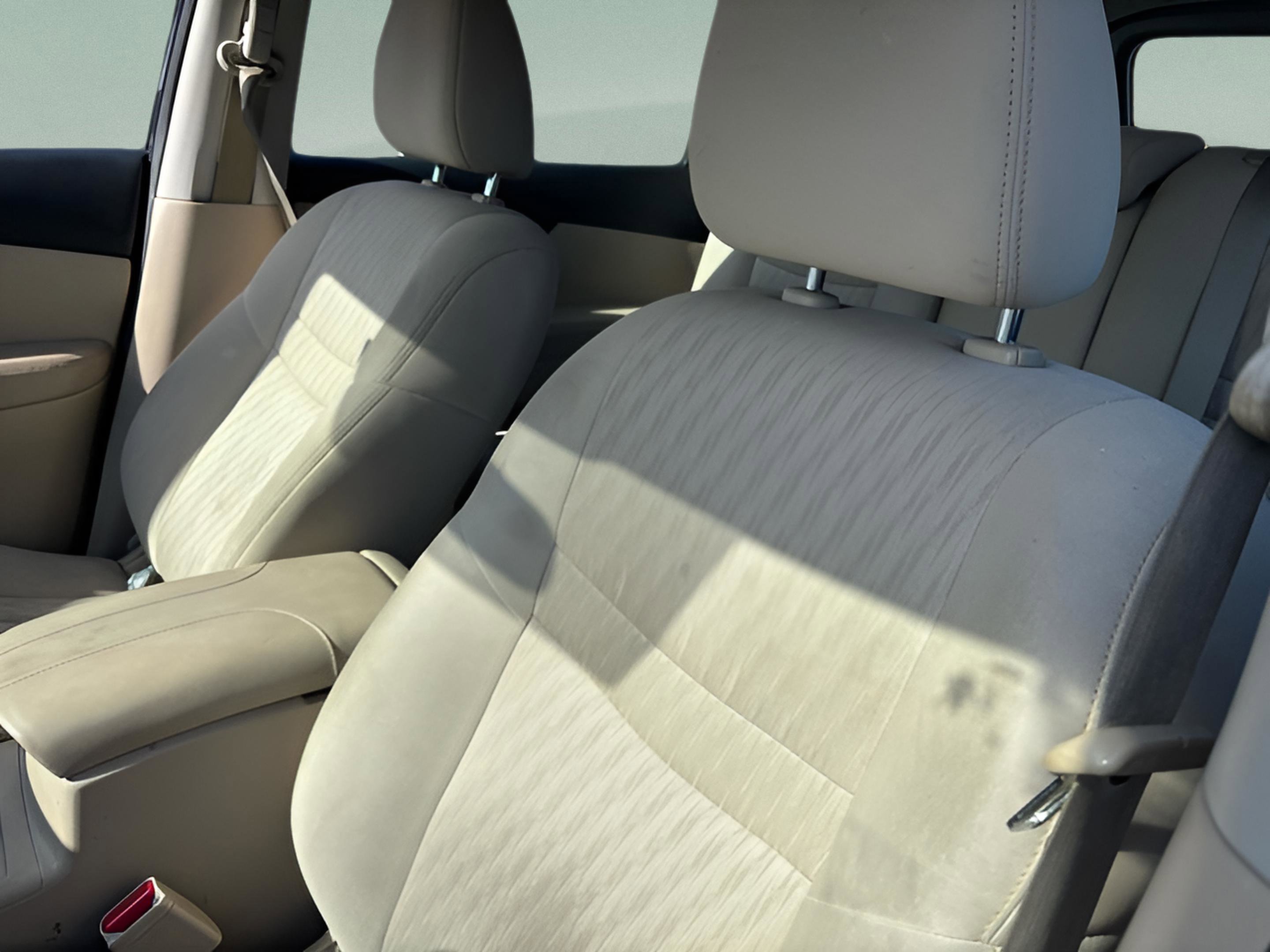 Used 2017 Nissan Rogue S image 12