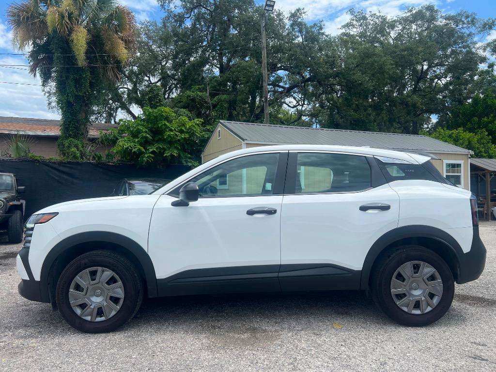Used 2025 Nissan Kicks S FWD image 8