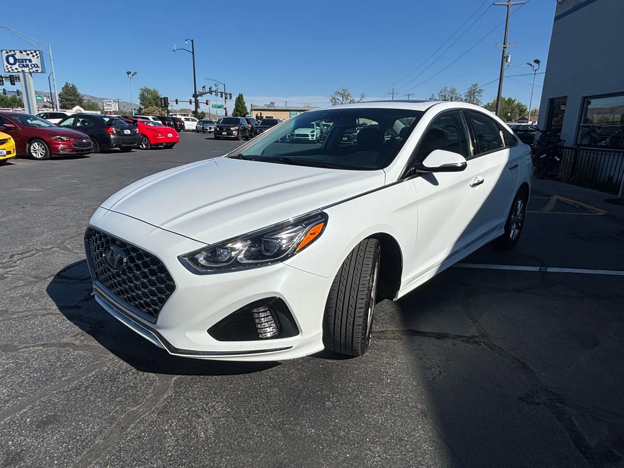 Used 2019 Hyundai Sonata Limited image 2