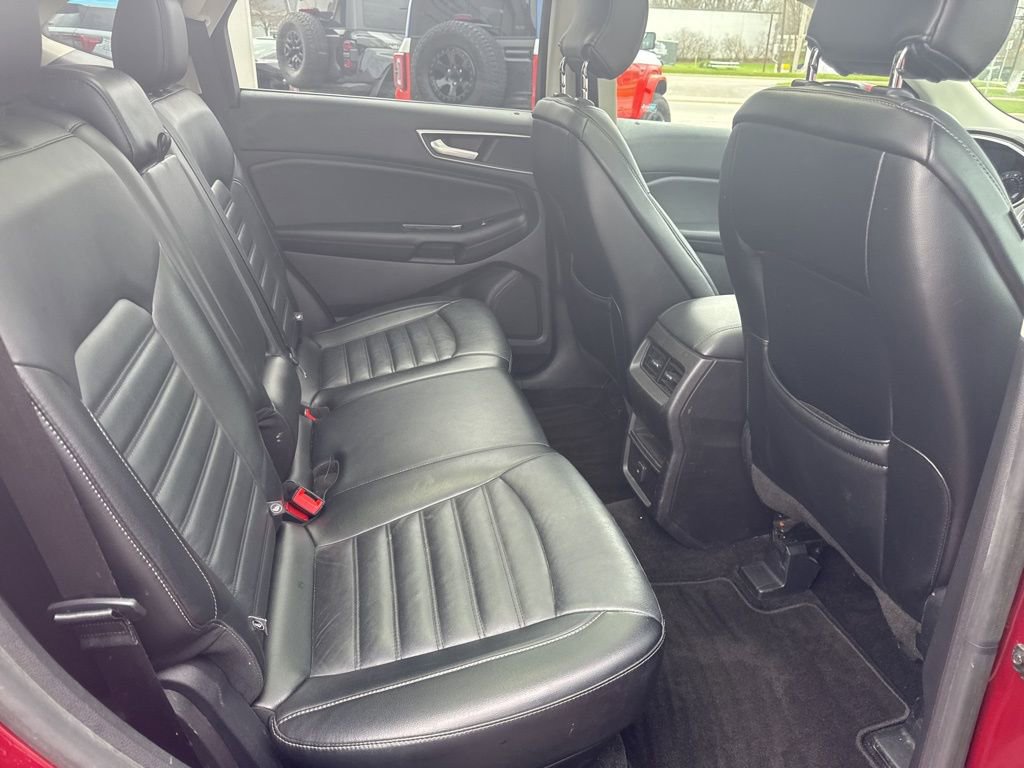 Used 2015 Ford Edge SEL w/ Equipment Group 201A image 36