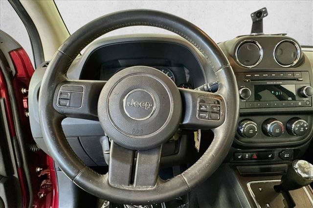 Used 2012 Jeep Compass Latitude w/ Altitude Pkg AWD/4WD image 10