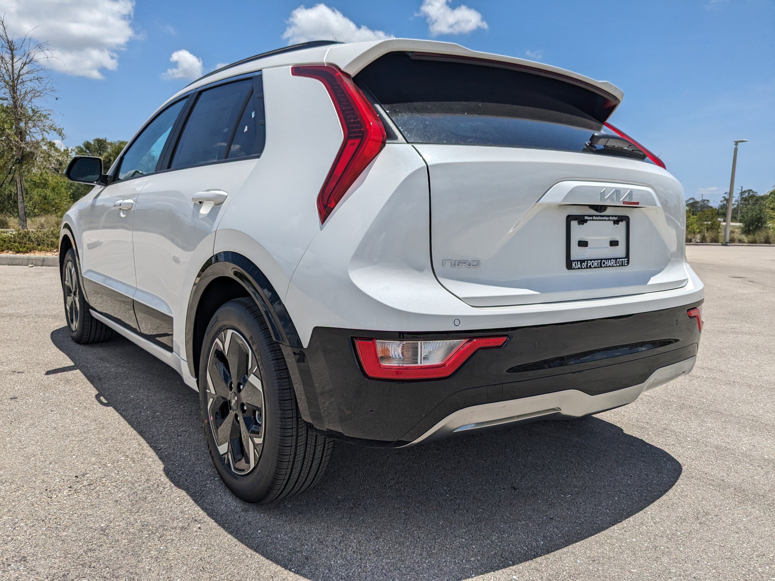 New 2025 Kia Niro Wind image 7