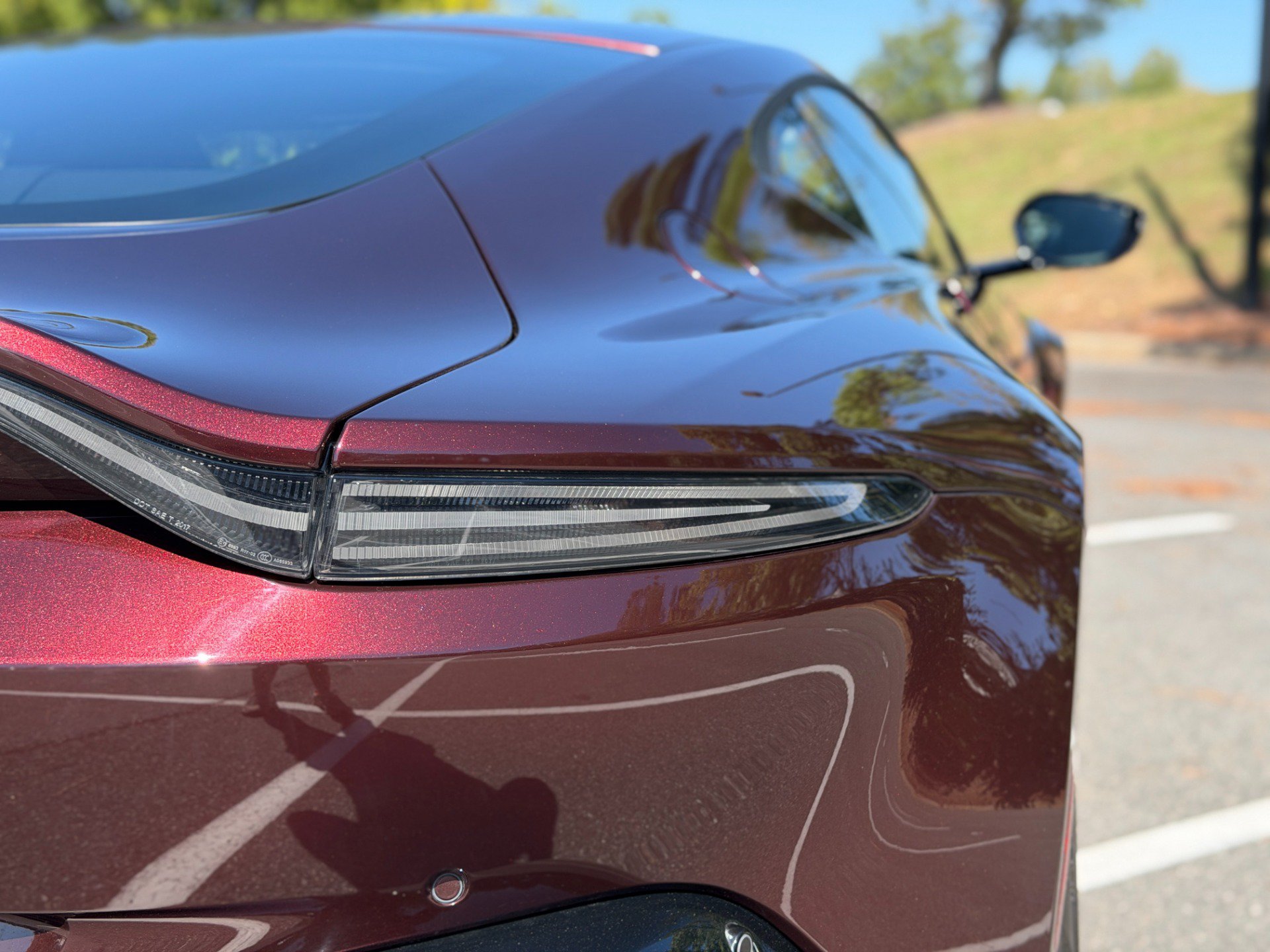Used 2020 Aston Martin V8 Vantage Coupe RWD image 27
