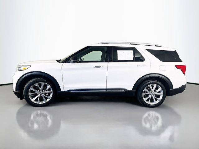Used 2023 Ford Explorer Platinum w/ Technology Package RWD image 4