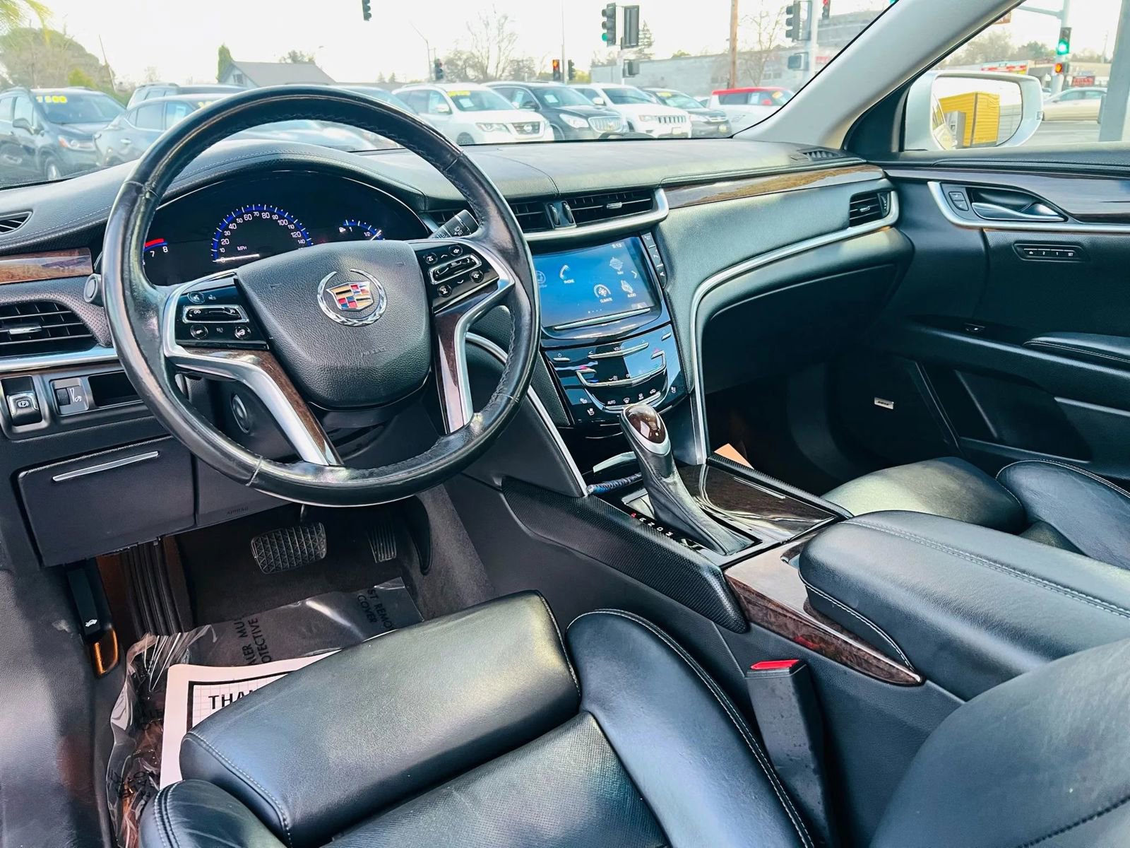 Used 2014 Cadillac XTS Luxury image 10