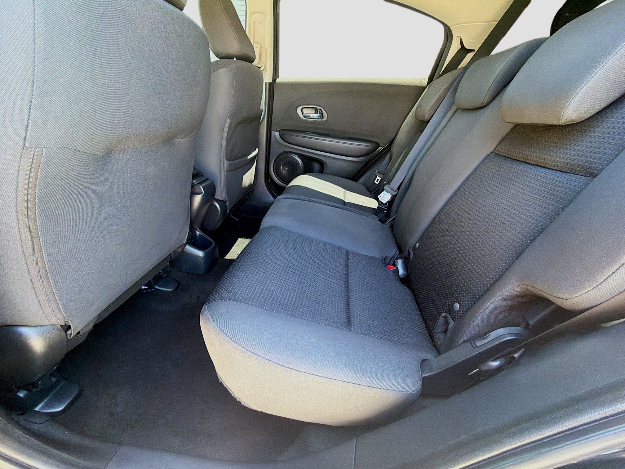 Certified 2020 Honda HR-V LX image 23