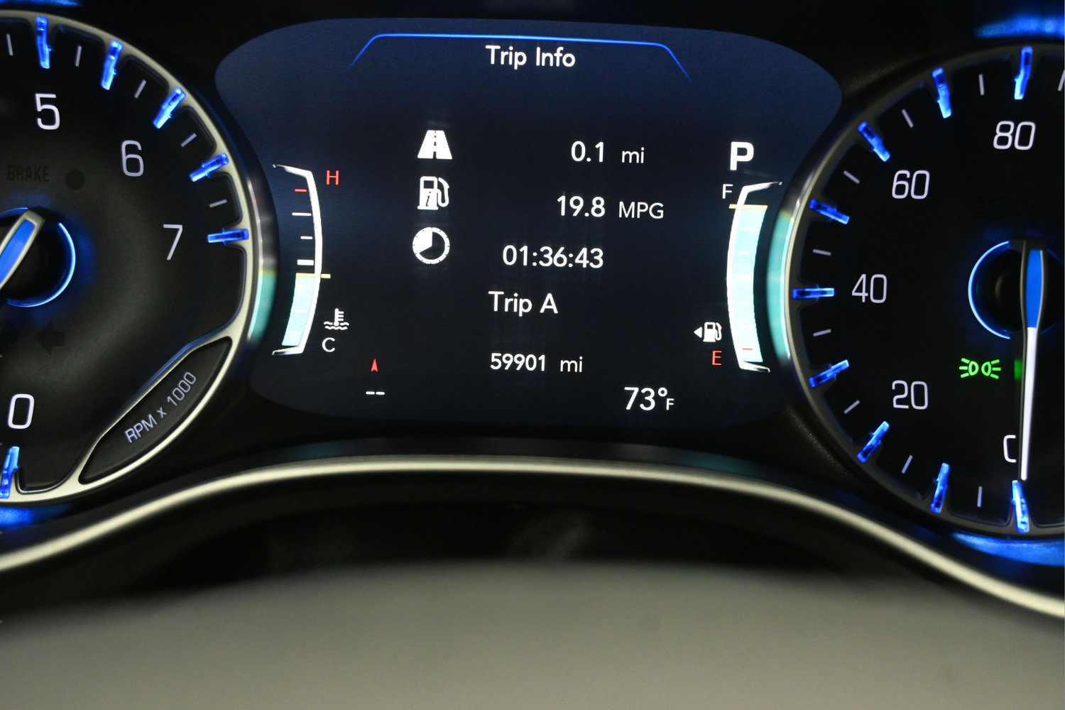 Used 2024 Chrysler Pacifica Touring-L FWD image 16