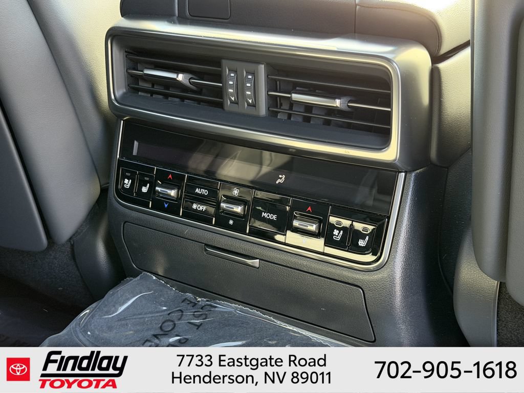 Used 2026 Lexus LX 700h Luxury w/ Appearance Package AWD/4WD image 15