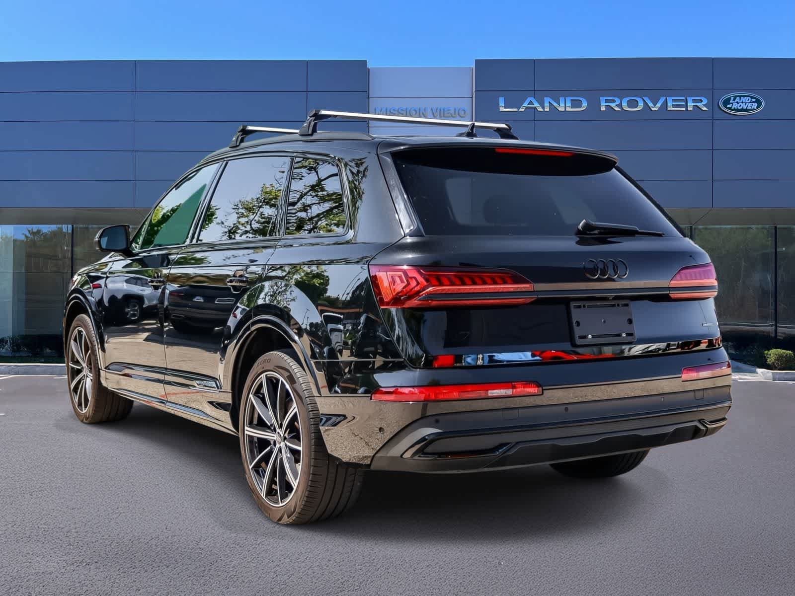 Used 2022 Audi Q7 3.0T Premium Plus w/ Premium Plus Package AWD/4WD image 6