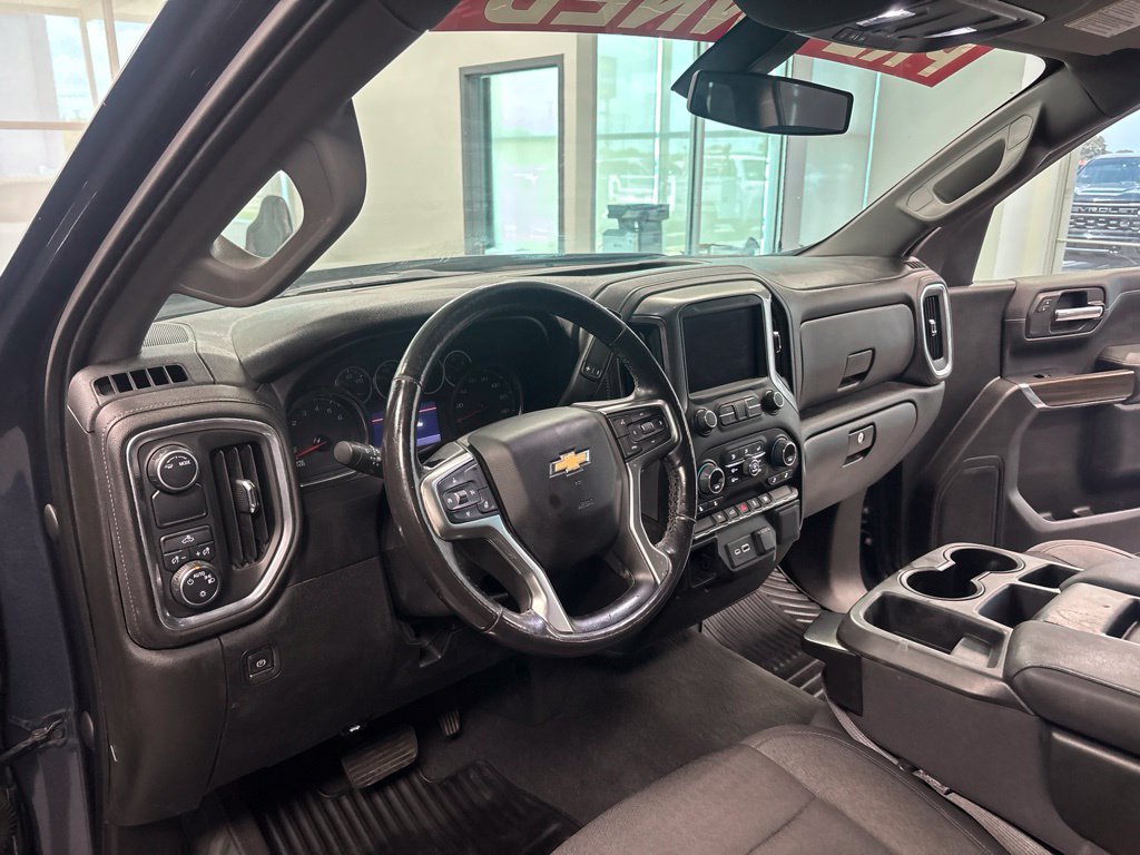Used 2022 Chevrolet Silverado 1500 LT RWD image 13