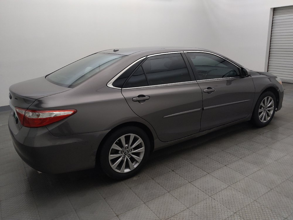 Used 2017 Toyota Camry XLE FWD image 10