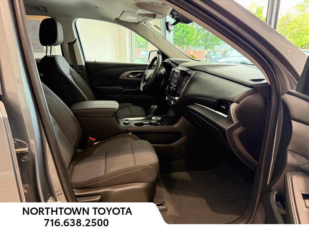 Used 2020 Chevrolet Traverse LS FWD image 11