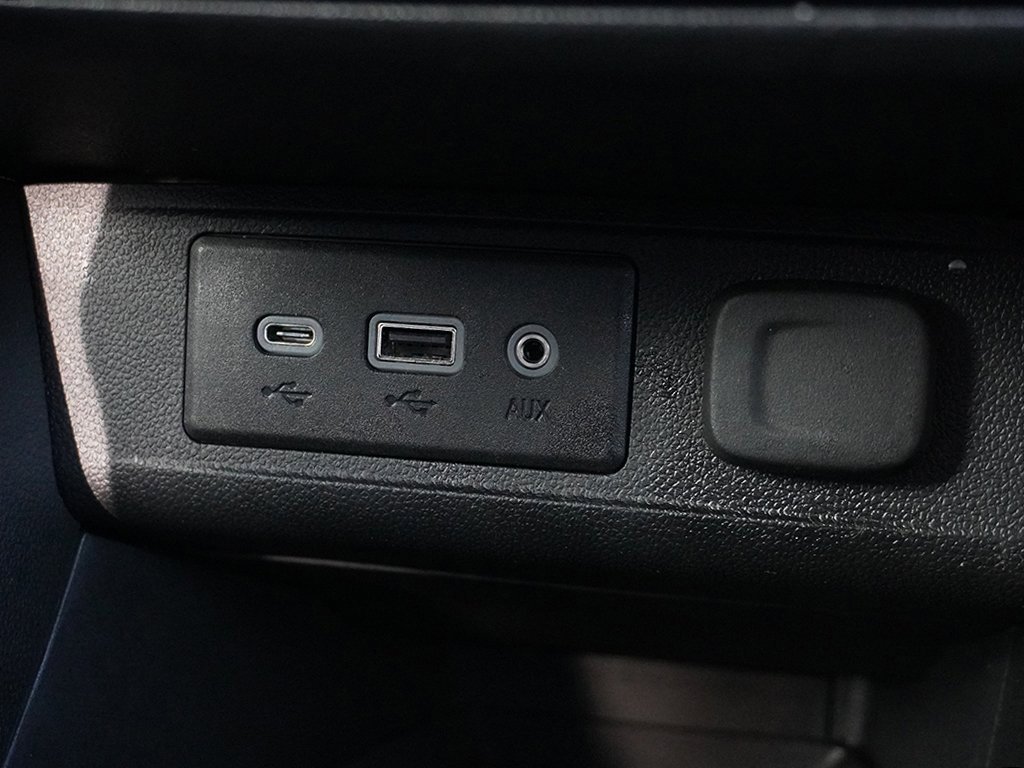 Used 2020 Buick Encore GX Preferred w/ Sport Touring Package image 41