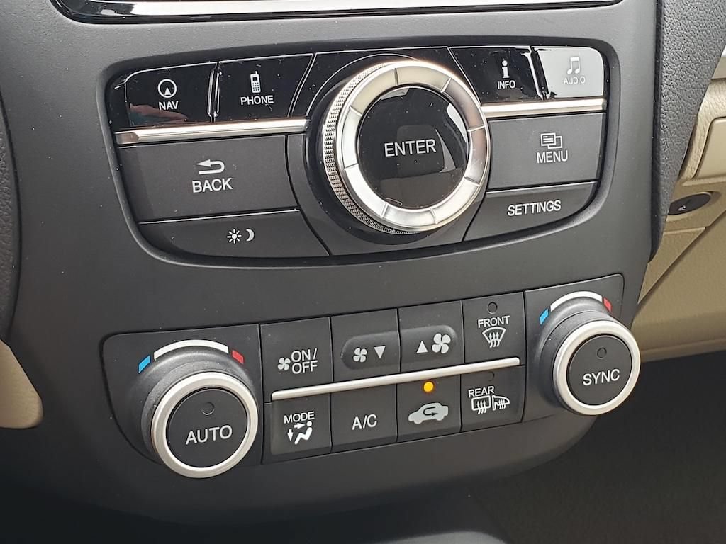 Used 2017 Acura RDX AWD w/ Technology Package image 27