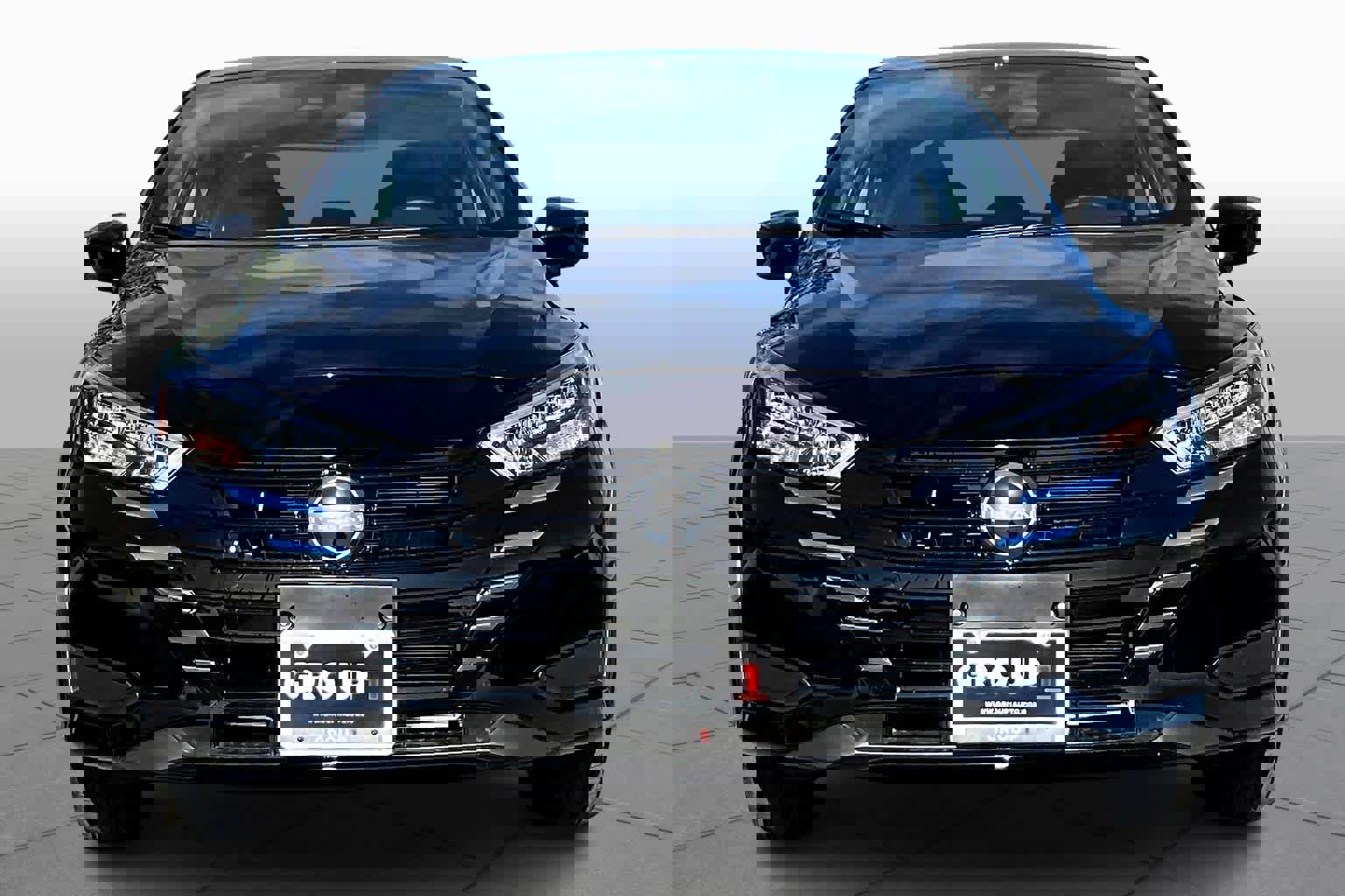 New 2025 Nissan Versa SV w/ Trunk Package image 3